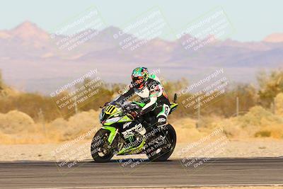 media/Dec-07-2024-CVMA (Sat) [[21c5f1ef85]]/Race 11-Amateur Supersport Open/